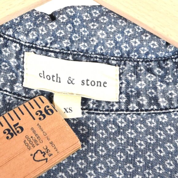 Cloth & Stone Chambray Popover Shirt XS Boho Tencel Tunic (Missing 1 button) - Picture 5 of 8
